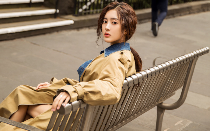 自嘲“水刊论文” 南开教授“清流式”自我介绍走红